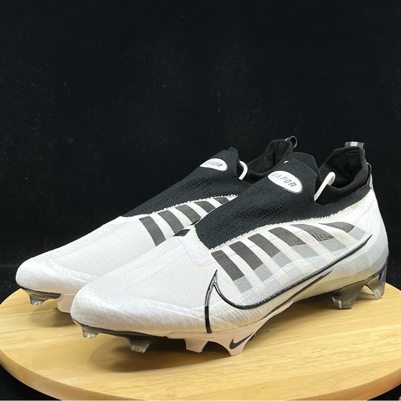 NEW Nike Vapor Edge Elite 360 Flyknit Football Cleats White DQ3558-100 Size 15 - Picture 2 of 10